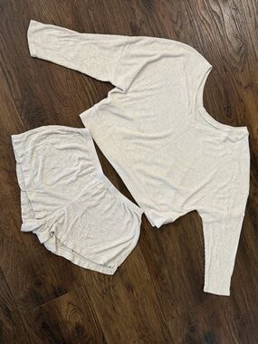 Auden Light Heather Ribbed Lounge Top & Shorts Set - Cream